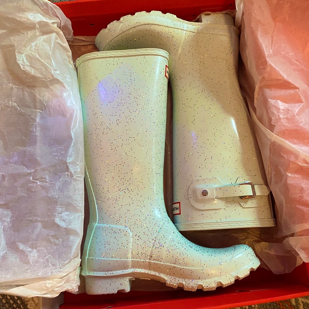 Size 5 teal hunter boot